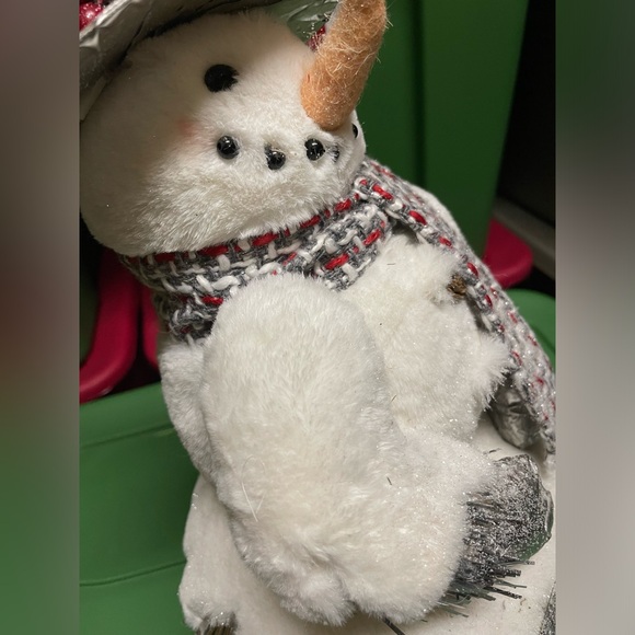 White and Silver Snowman - Picture 13 of 16